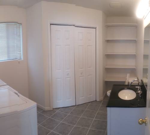 $1,500 -3br - 1150ft2 - 3br-1.5 bath ranch home w-garage -Cheyenne, Wyoming-4of4