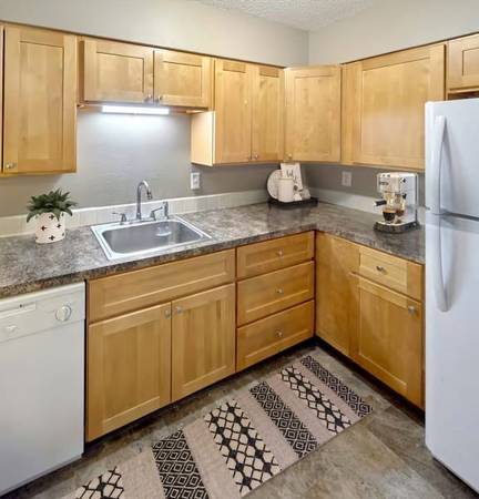 530 N Edison St, Kennewick, WA-3of4