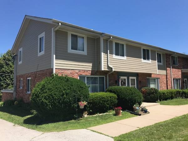$1,950 - 3br - 1200ft2 - City of Brookfield 3 Bedroom Town Home Brookfield Rd and North-1of4